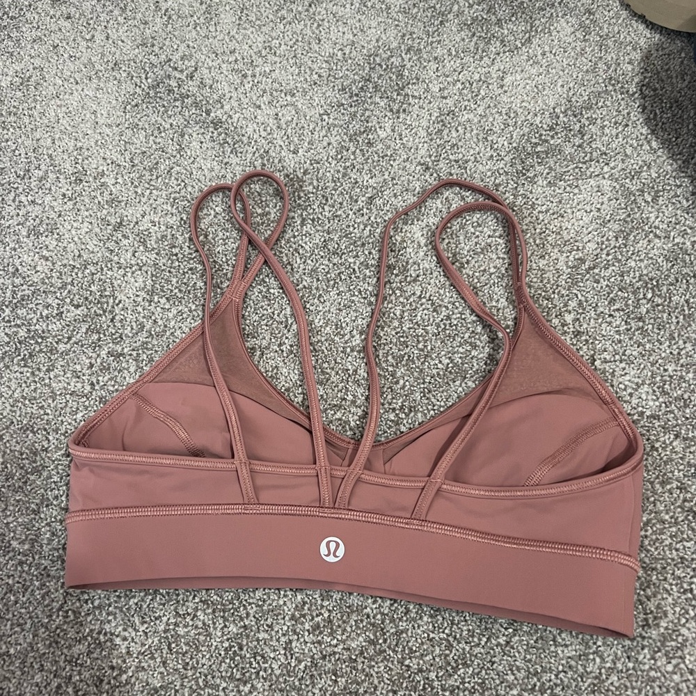 Lululemon sports bra